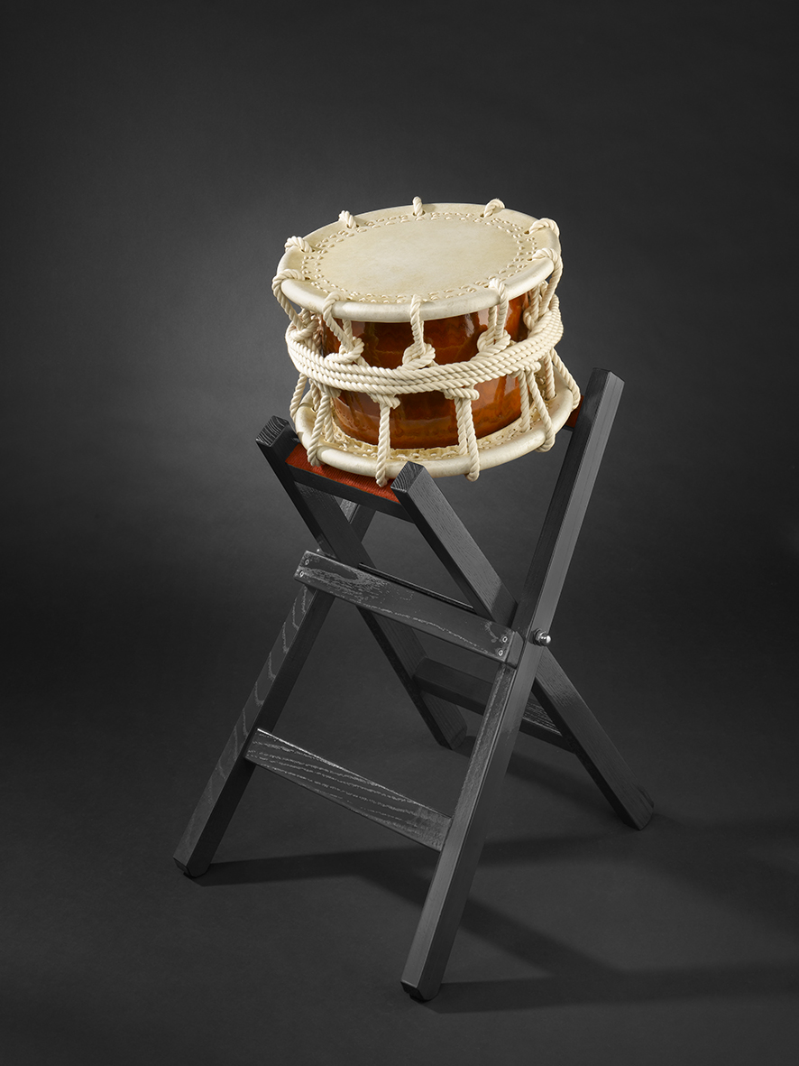 Shime-Daiko rope (560€) Ø37cm with woodenstand (170€)